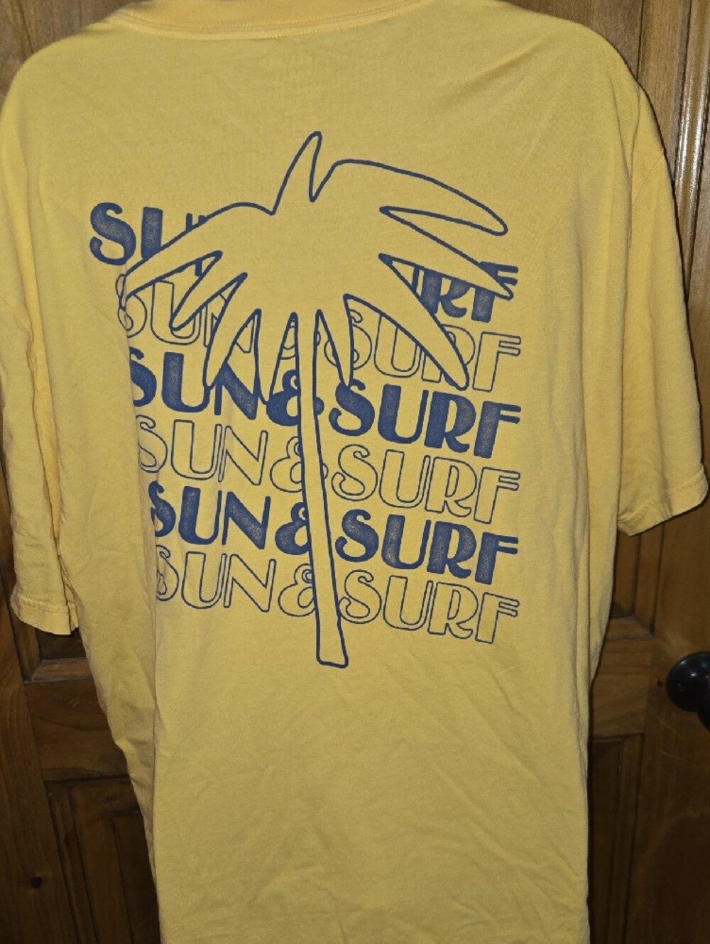 American Eagle Outfitters Men's Yellow Pocket Tee 100% Cotton